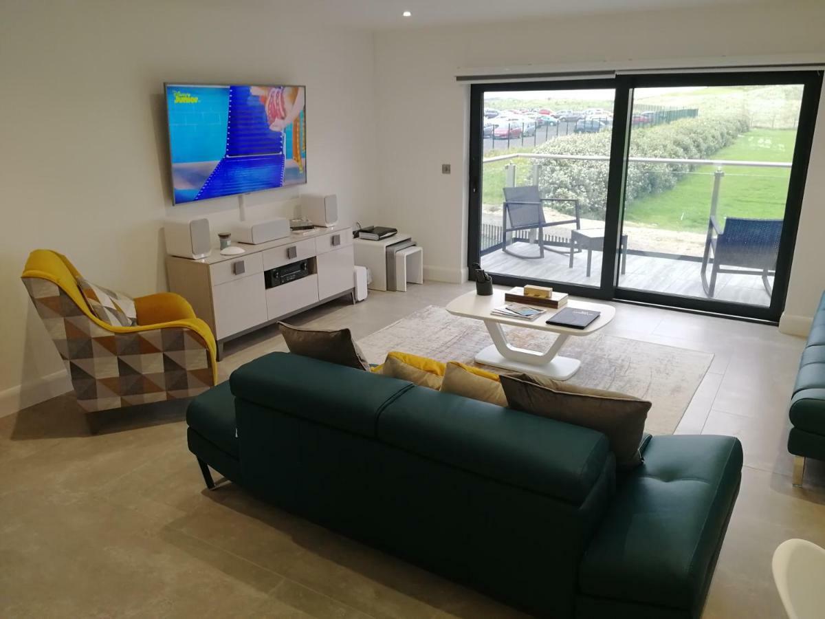 Portrush Luxury Apartment, Currangate ภายนอก รูปภาพ