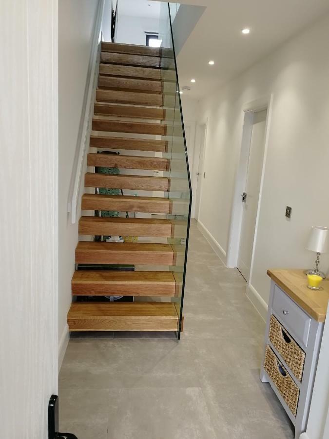 Portrush Luxury Apartment, Currangate ภายนอก รูปภาพ